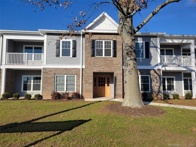 Building Photo - 10 Berkshire Rd