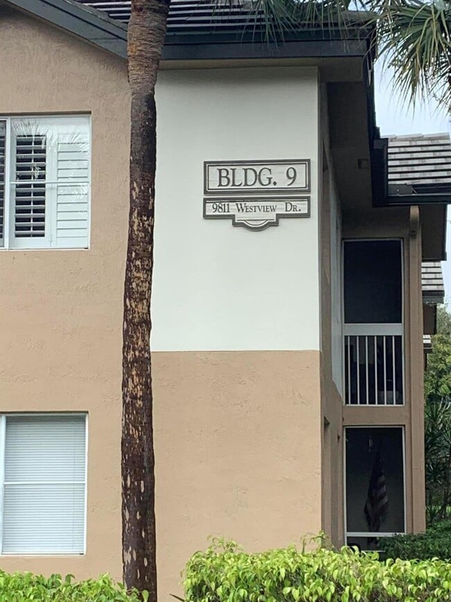 Photo - 9811 Westview Dr Unidad 914