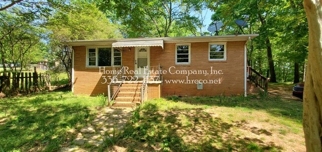 Building Photo - 2209 E Twenty-Fifth St Rental