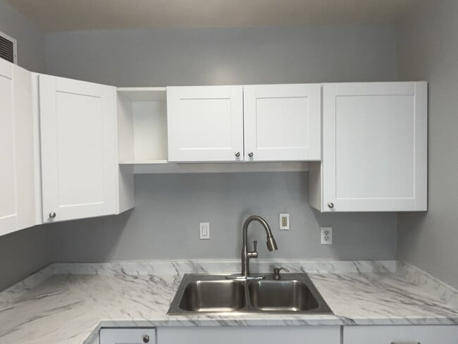 Photo - 3 Bedroom home,  just remodeled for you!