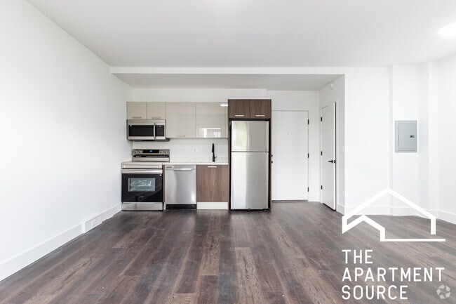 Building Photo - 1555 W Hollywood Ave Rental