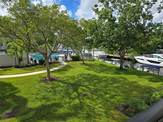 Photo - 1101 River Reach Dr Unidad 202