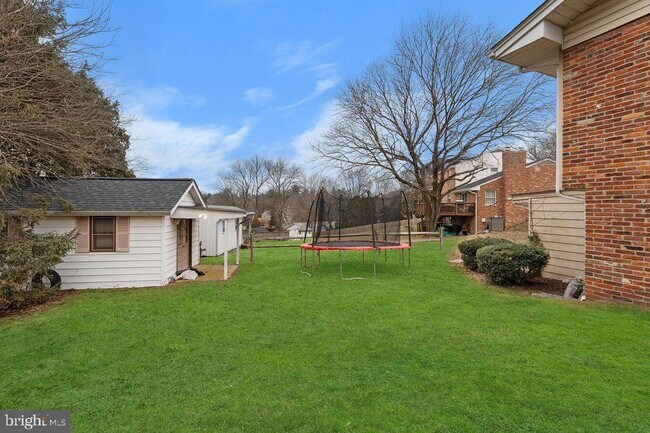 Photo - 24620 Marlboro Dr