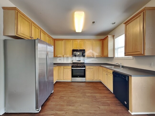 Photo - 101 Tagus Ct