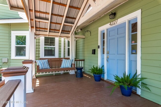 Photo - 4227 Woodmere St