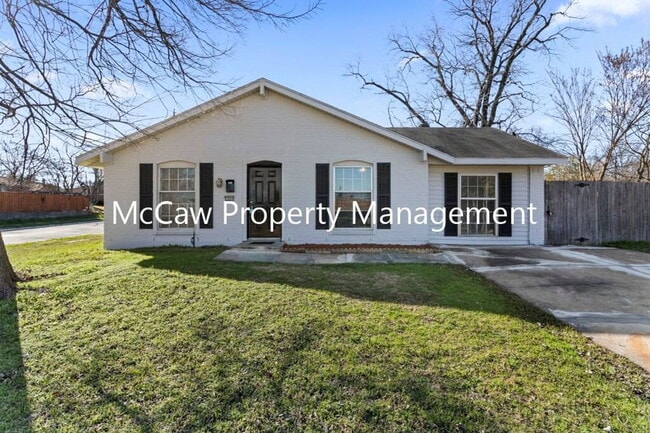 Photo - 2600 Bluebird Ln