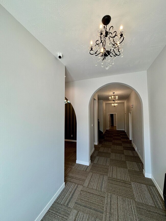 Photo - Monona Flats: Old Charm Meets New