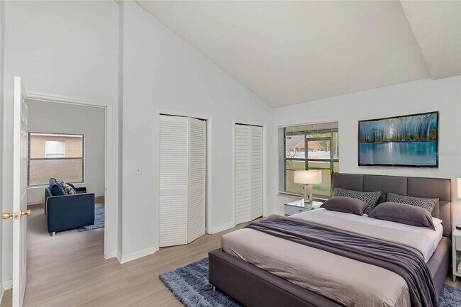 Photo - 374 Cocoa Ct