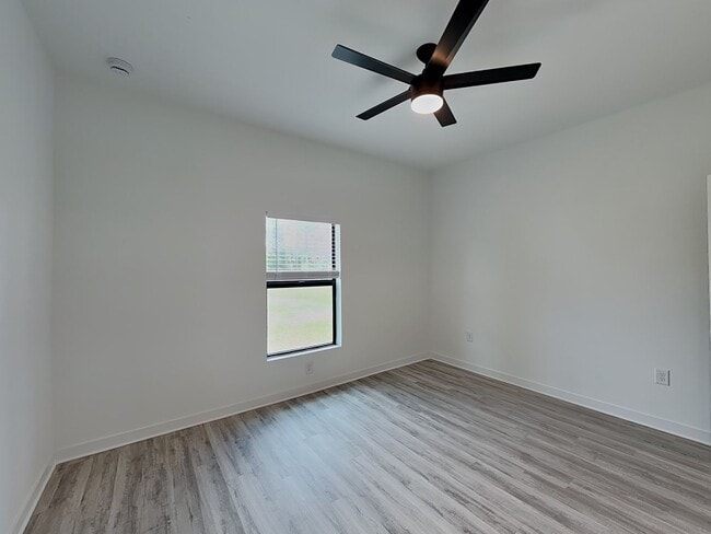 Photo - 4920 Jordan Ave S