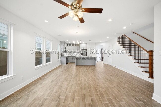 Photo - 2125 Paul Quinn St