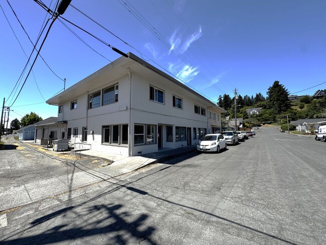 Photo - 840 10th St Apartment Unit 840 10th #A [PRM: Renee]