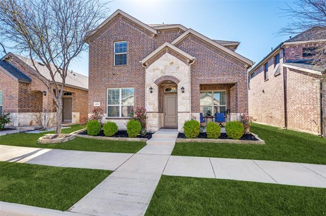 Building Photo - 2281 Miramar Dr