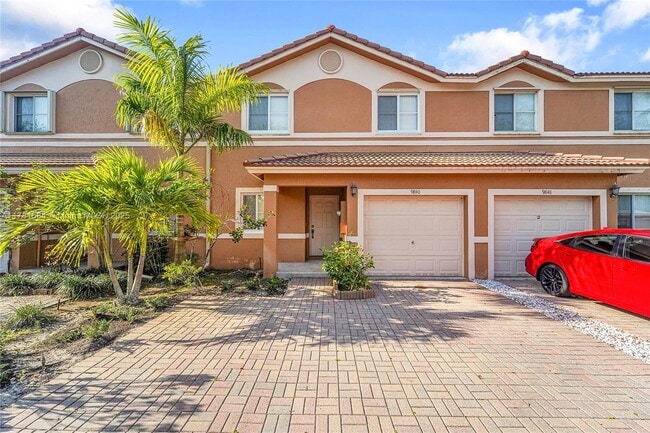 Photo - 9840 NW 19th Pl Casa Adosada