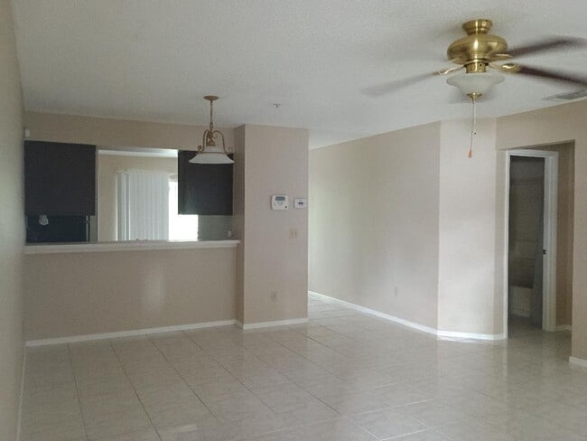 Photo - 113 Reserve Cir