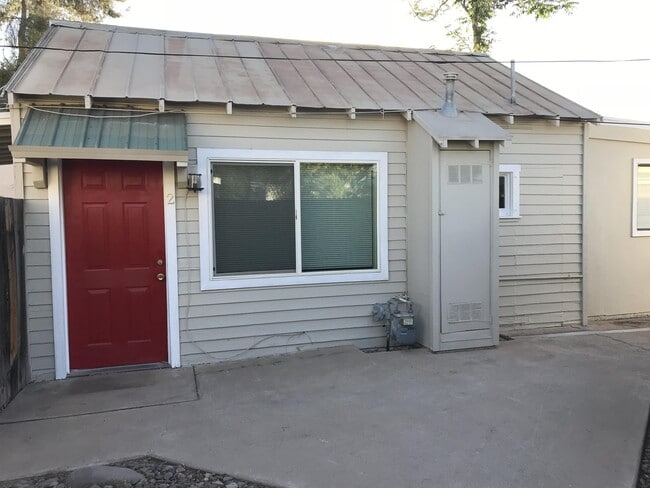 Building Photo - 1023 E Meadowbrook Ave Rental