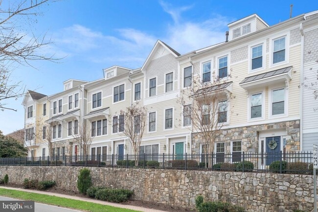 Photo - 92 Washington St