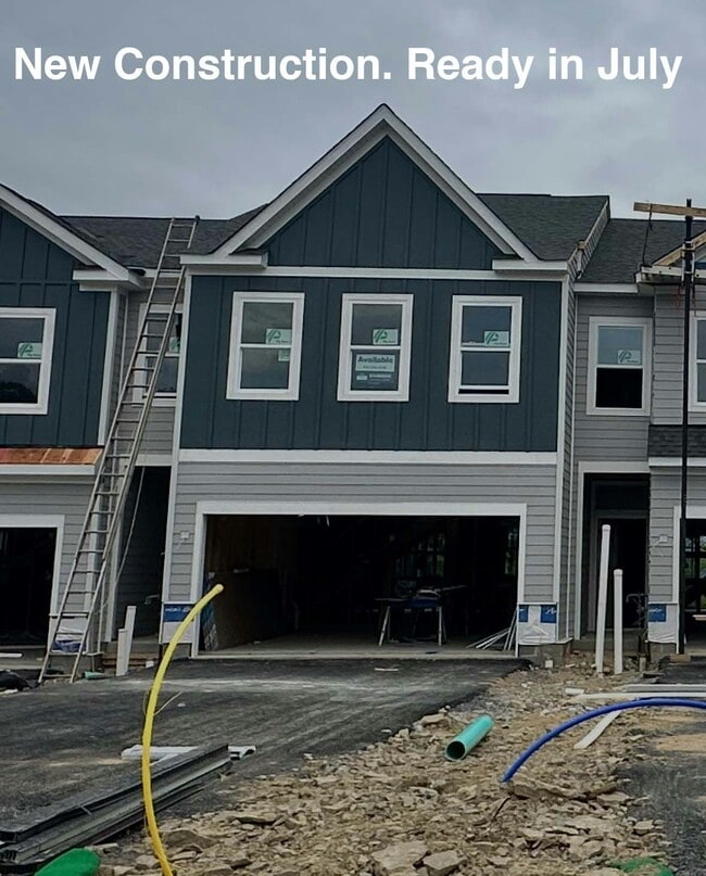 Building Photo - 160 River Rdg Dr