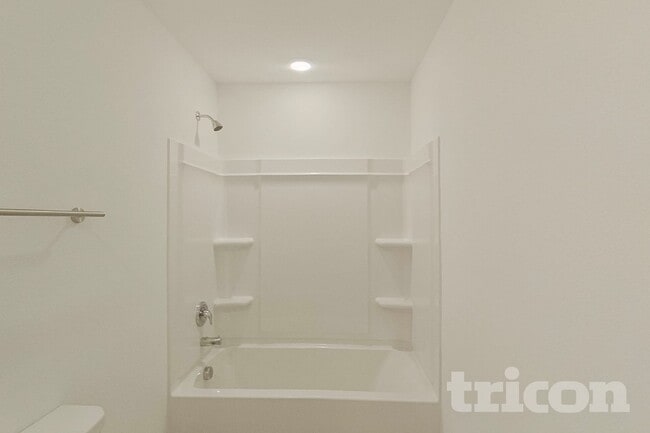 Photo - 1629 Baugh St