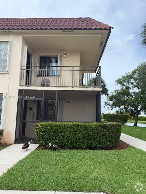 Building Photo - 16491 Blatt Blvd Unit 104 Rental