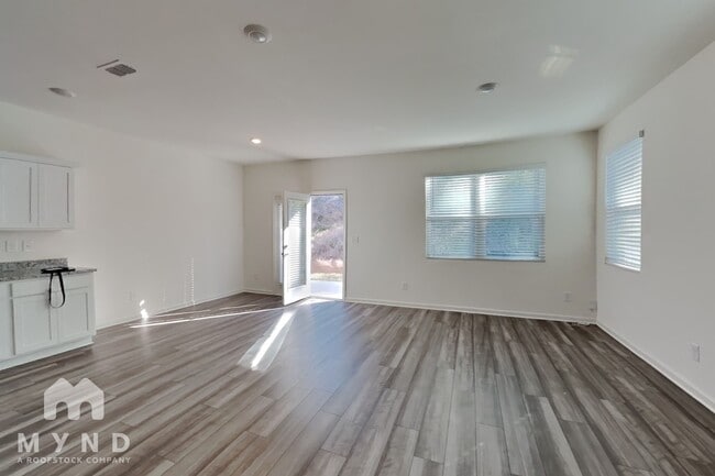 Photo - 2622 Senegal Wy