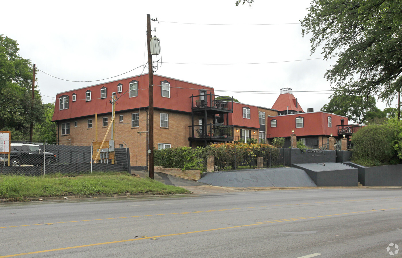 Photo - Austin Heights Condominiums