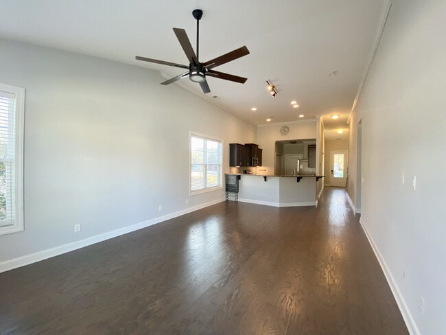 Photo - End Unit Townhouse in Cypress Ridge!