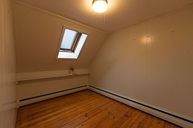 Photo - Spruce (294) Unit 3