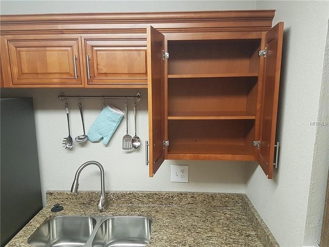 Kitchen - 3244 S Semoran Blvd Unit 11