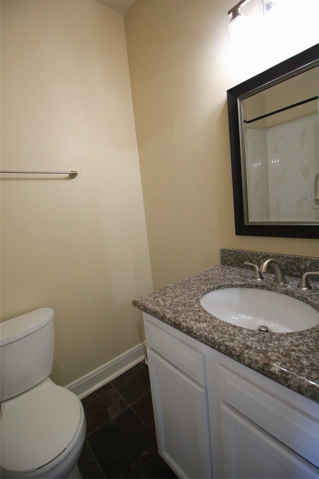 Photo - 4709 Scott St