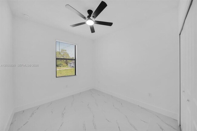 Photo - 4980 Fairway Ct