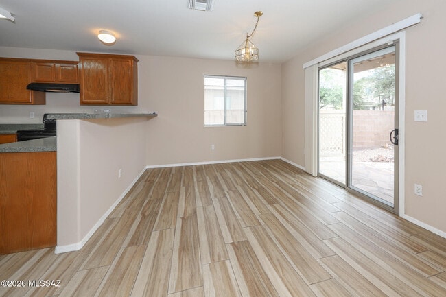 Photo - 2416 W Chris Oliver Way