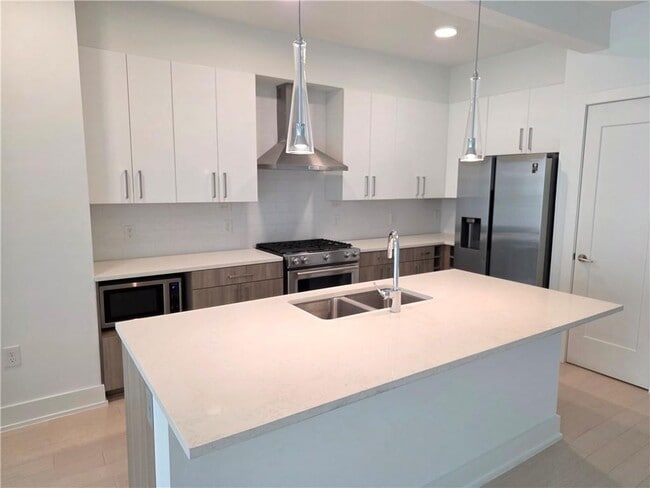 Photo - 775 Juniper St NE Unit 321