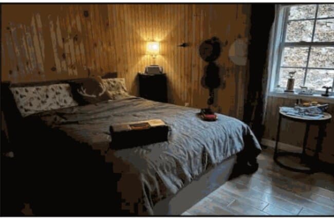 Photo - 2080 Silvermine Rd