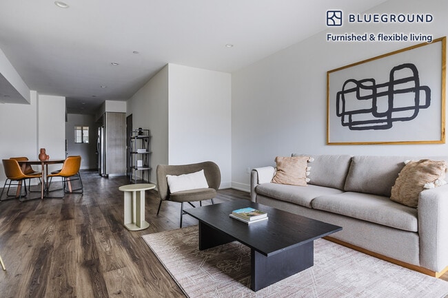 Photo - 129 S Kings Rd Unidad FL2-ID1290