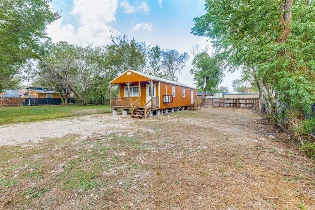 Photo - 427 Pennsylvania St