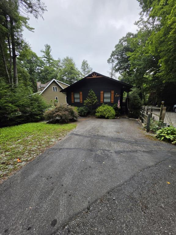 Photo - 240 Fox Hill Loop