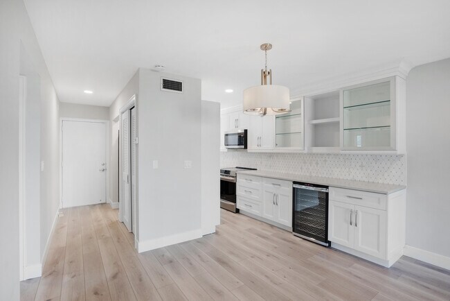 Photo - 18081 SE Country Club Dr Unit 12-115