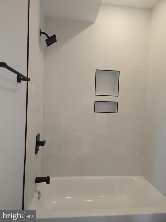 Photo - 3215 Mt Pleasant St NW Unidad 203