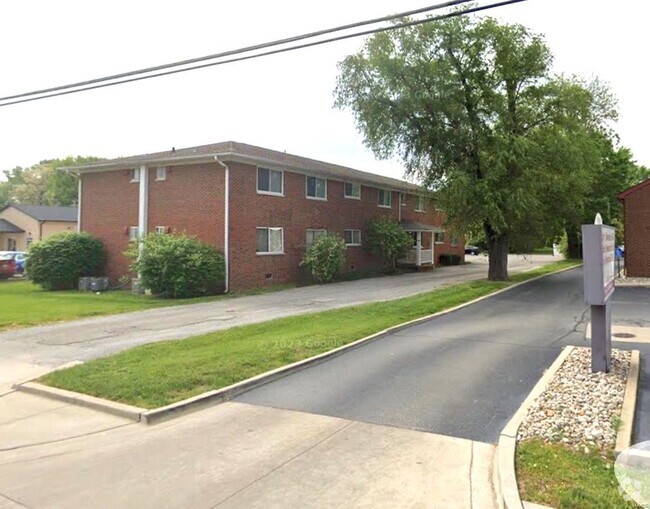 Building Photo - 10608 Lincoln Trail Rental