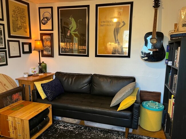 Photo - 1237 E Johnson St Unit 1237