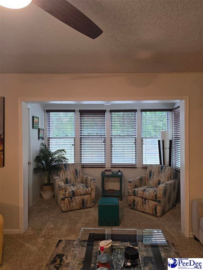 Photo - 711 Coventry Ln