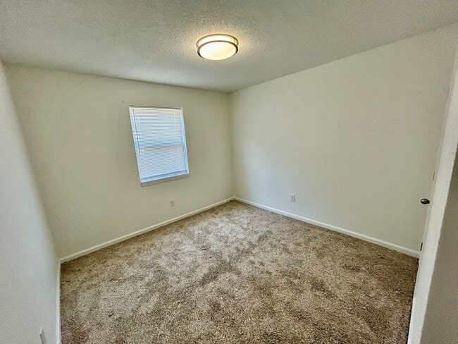 Photo - 2 Bedroom in Danville! Unit 638