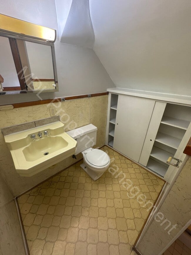 Photo - 2003 W Genesee Ave Apartamento Unidad 2