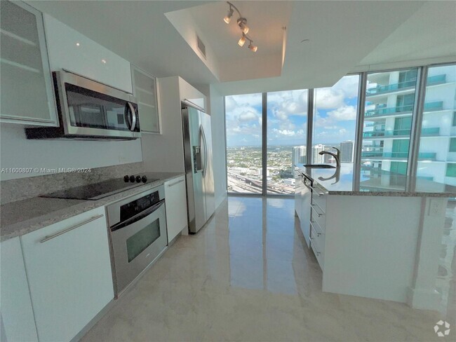 Building Photo - 888 Biscayne Blvd Rental