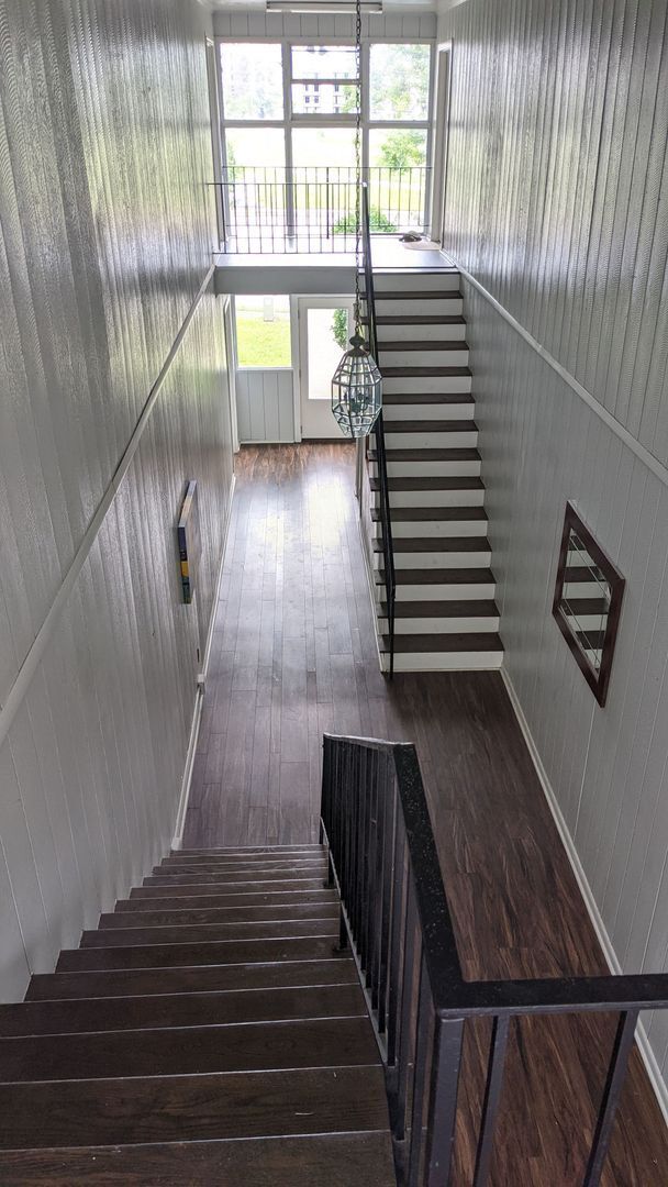 Building Photo - Walking distance to Gulch/Music row! WATER...