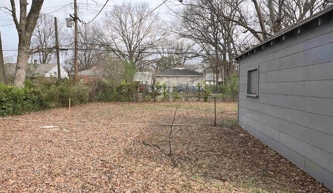 Photo - 2668 Burns Ave
