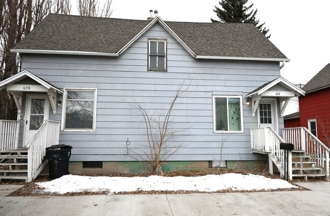 Building Photo - Bjerke Duplex Unit 620