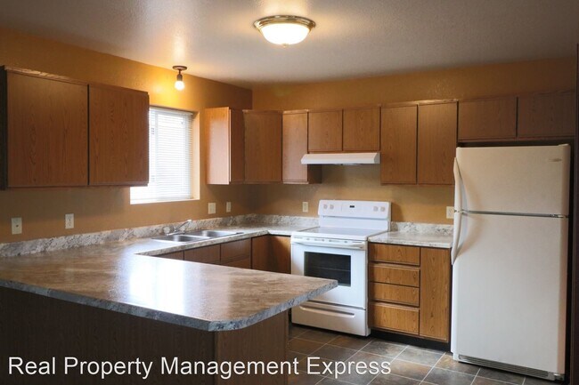 Photo - 2 br, 1.5 bath House - 1314 N Duluth Ave