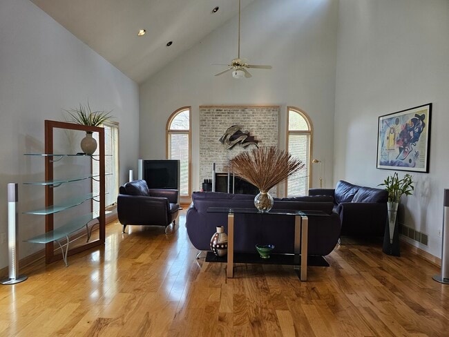 Photo - 5 Autumn Hill Ct