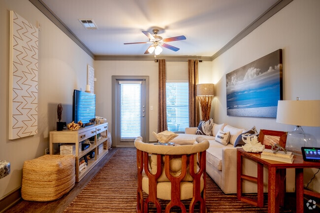 2BR,2BA_B1_1,103 SqFt